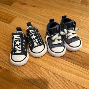 Set of converse sneakers